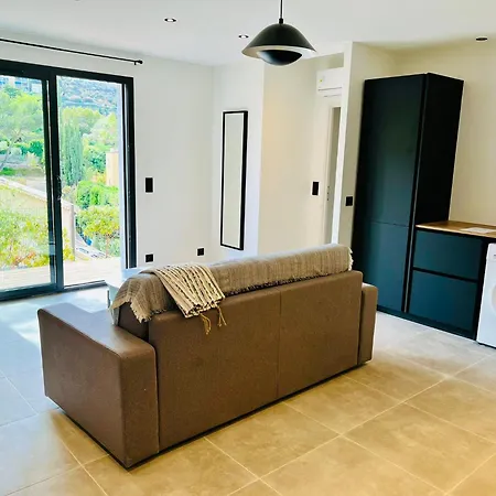 Le Grand Canaille Apartment *